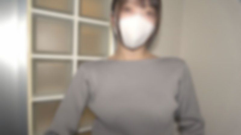 ♡2/23日迄半额【无・完全素人・生中出し】长身でスレンダーな可爱いOLさん。クールな表情でも、まんこはヌルヌル。おじさんの舐めと太チンでみるみるHな顔になります！ツルツルまんこにドクドク生中出しです