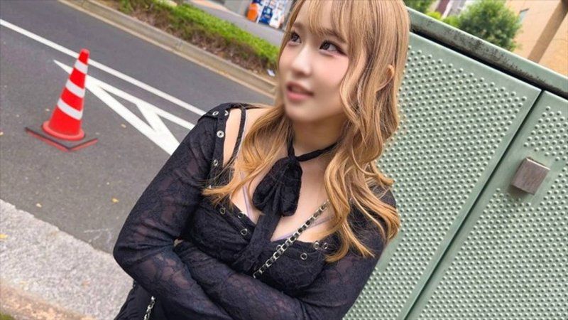 【金髮受虐狂】超可愛光頭**用喉嚨深處鬼喉嚨讓她高潮猛烈抽插【淚眼可憐】