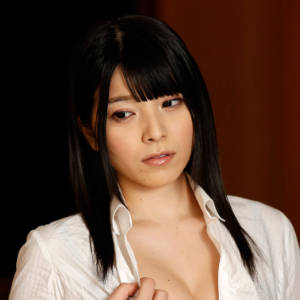 上原亞衣
