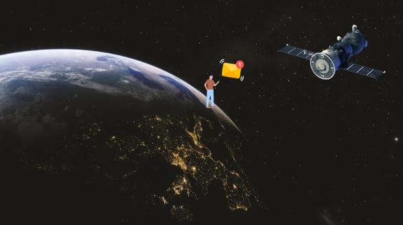 1747137829 iphone satellite messaging.jpg