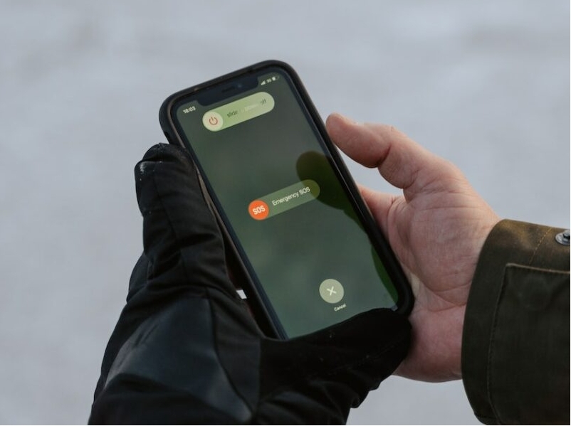 Cancelar SOS de emergencia en iPhone usando el centro de control