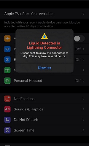 Liquid detected in lightning connector fixed.jpg