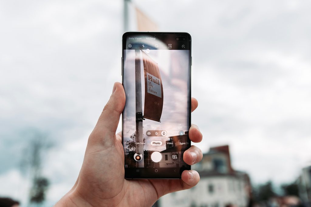 Samsung versus google 1 img 1024x683.jpg