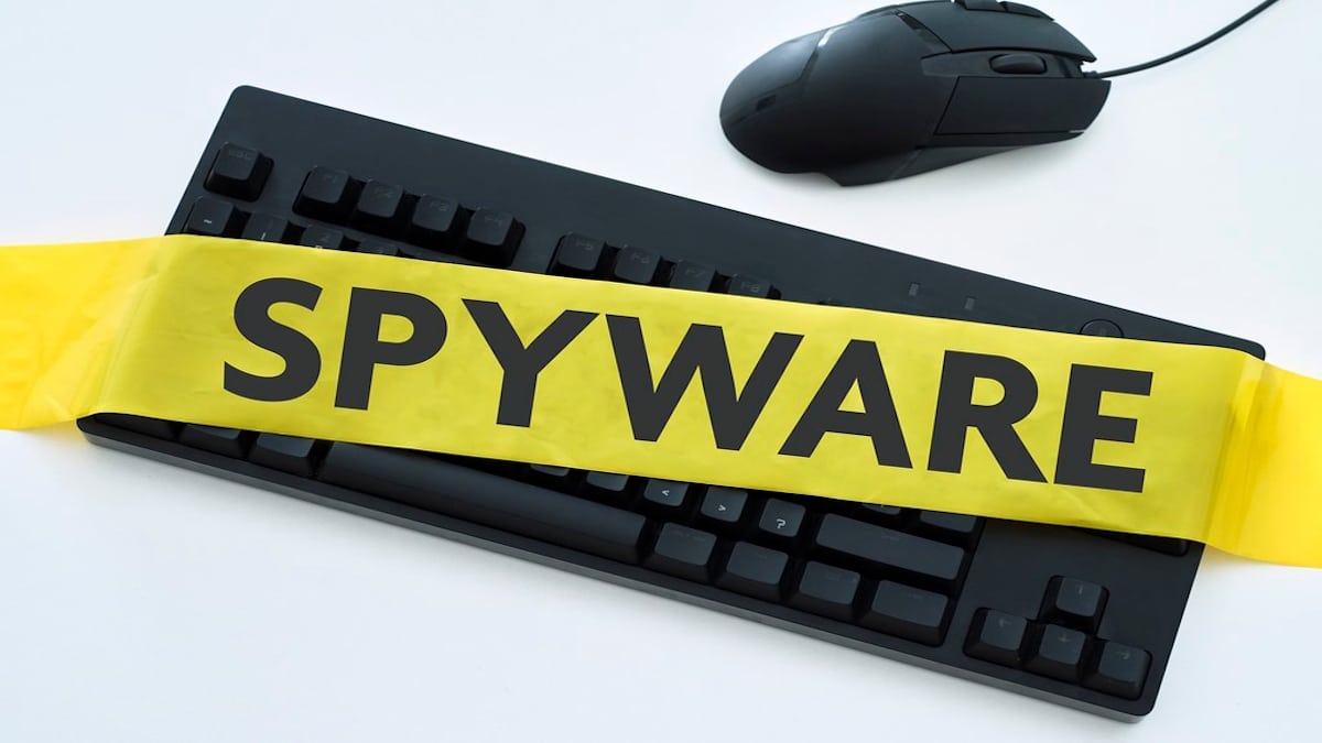 Apply infected spyware journalist cover.jpg